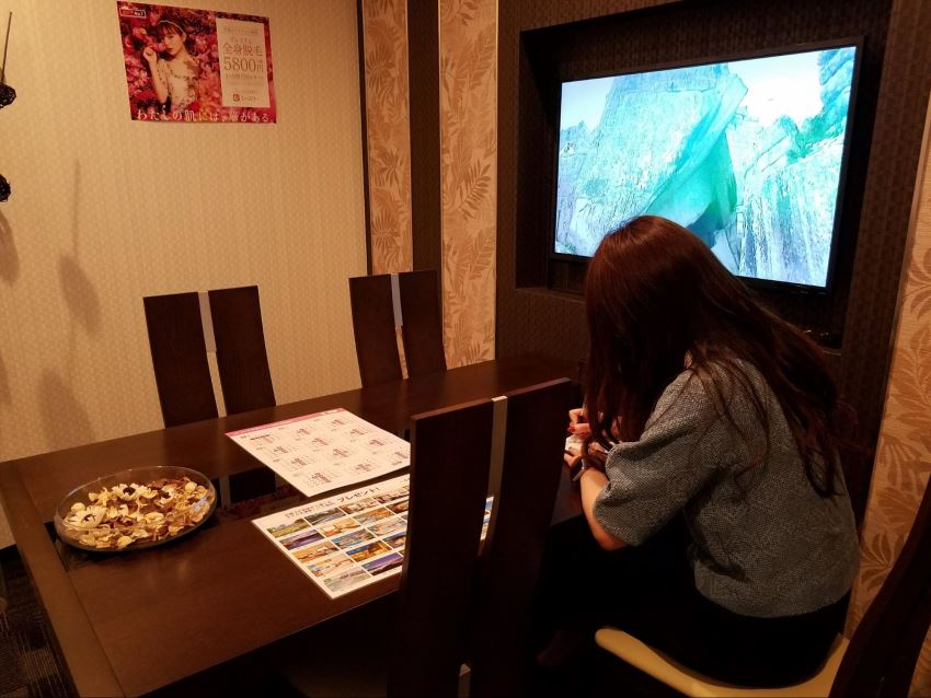 シースリー横浜西口店カウンセリングルーム